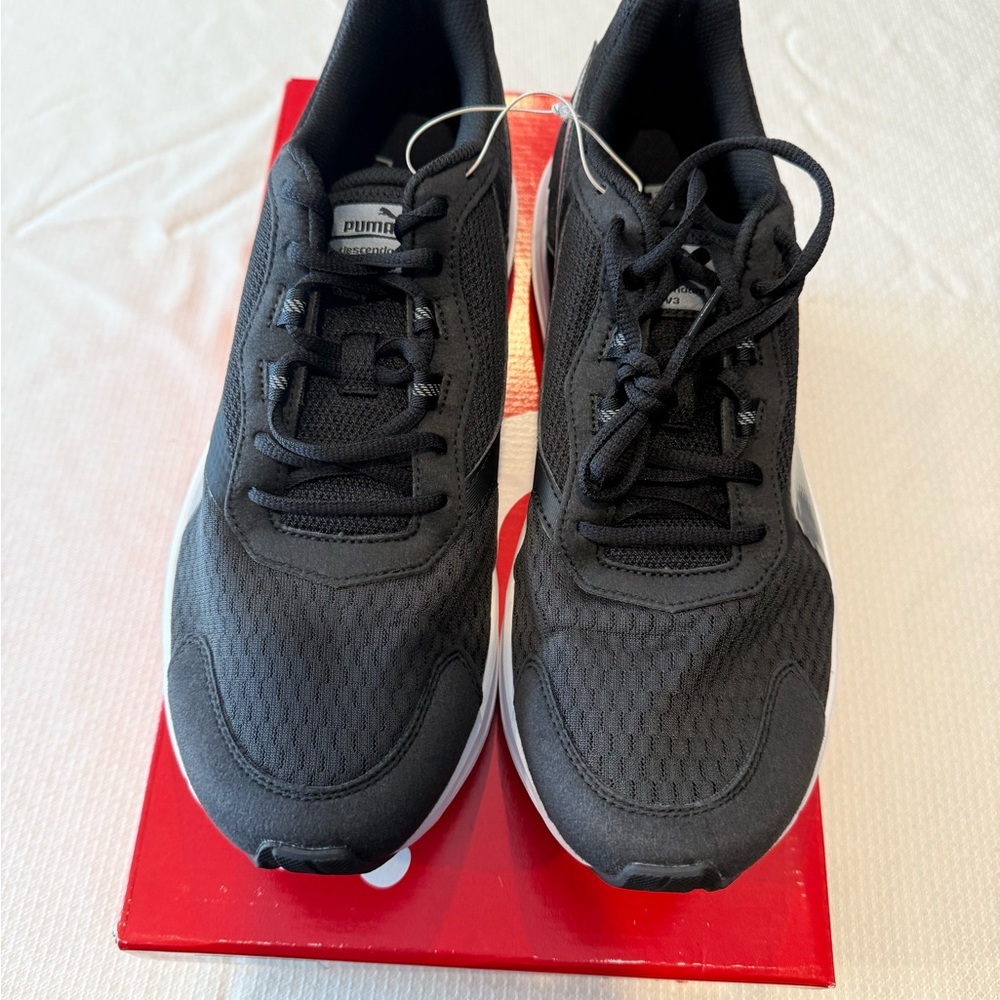 Puma Black and Silver Descendant V3 Sneakers